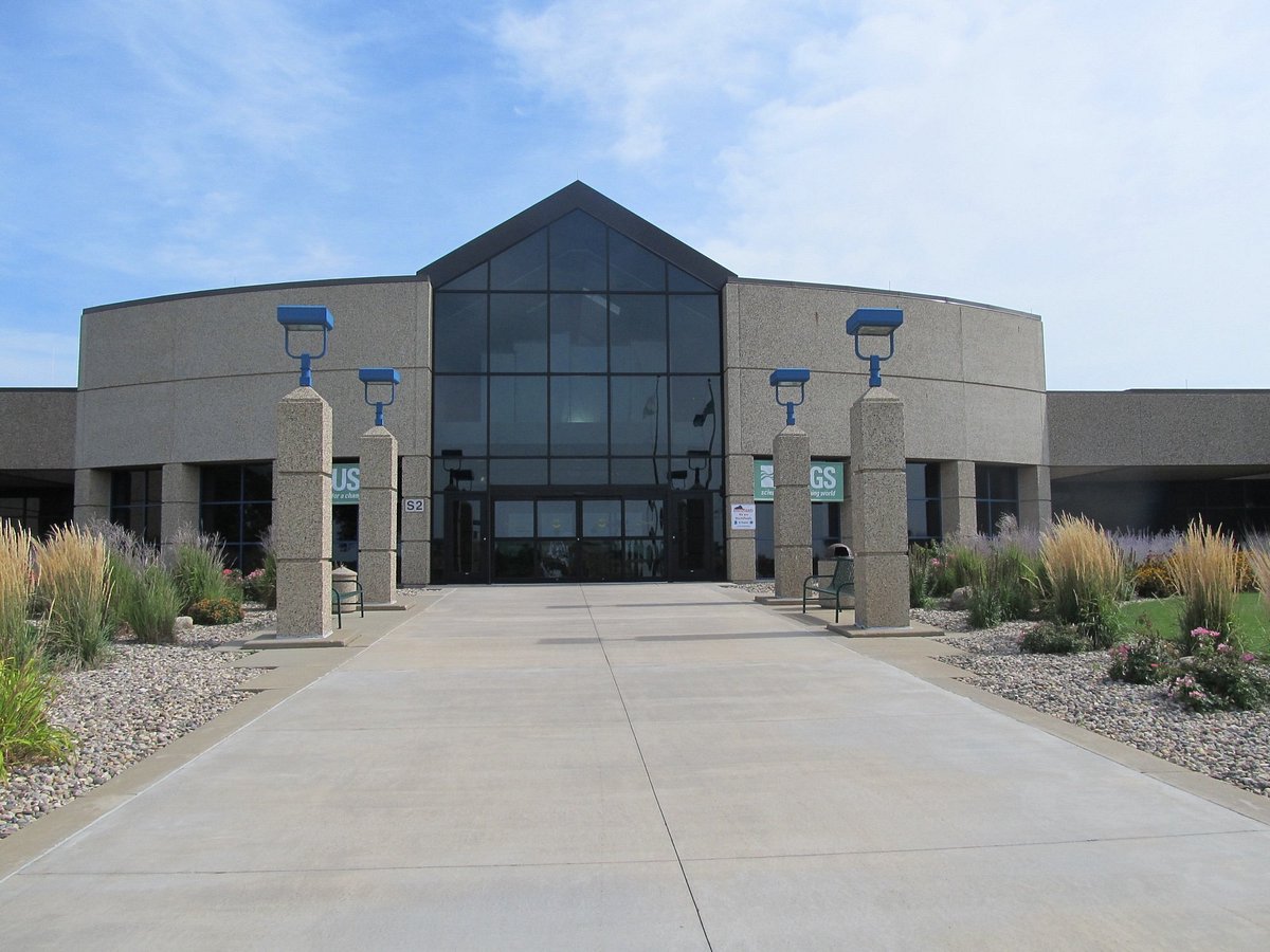 Commercial Roofing in Usgs Eros Center, SD